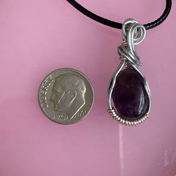 90 Large Amethyst Pendant - Picture 4 of 4